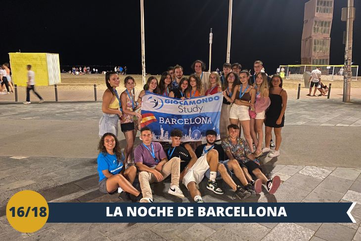 BARCELLONA BY NIGHT: un tour notturno alla scoperta di Barcellona. La magia della notte vi mostrerà una città diversa, piena di calore, di ombre e di luci speciali.