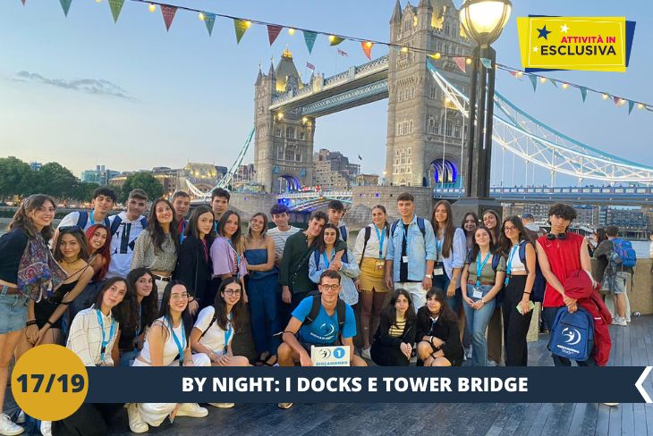 LONDON BY NIGHT una splendida camminata per deliziare la vostra vista con il Tower Bridge illuminato. Arriveremo fino aI Katherine's Docks per poter ammirare il famoso Dickens Inn che è davvero pittoresco.