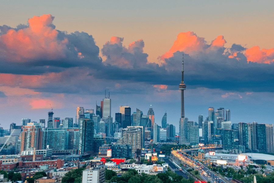 CANADA | Toronto in famiglia <small>(certificazione B2/C1/C2 inclusa)</small>